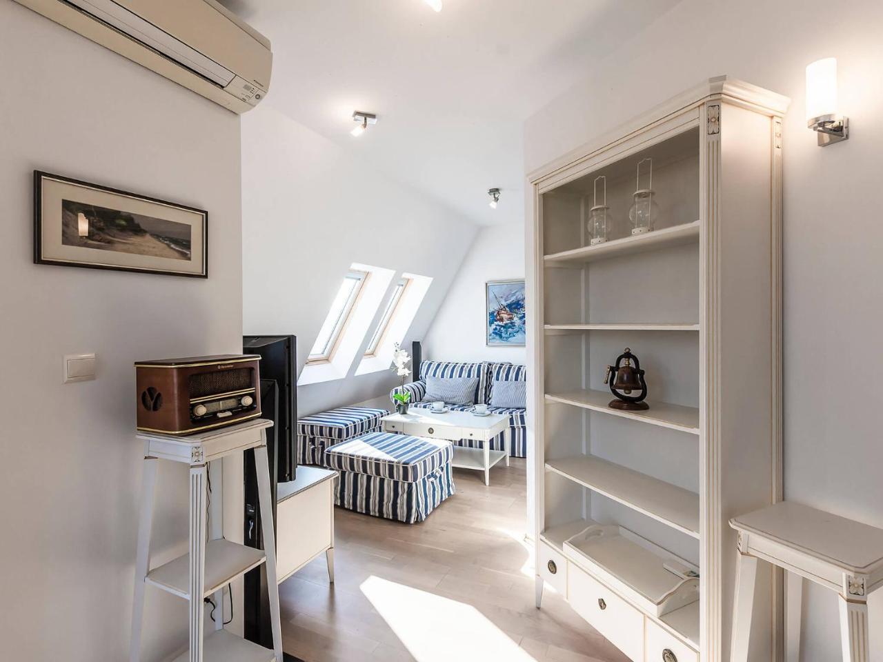 Vacationclub - Rezydencja Bursztyn Apartament 36 Свиноуйсьце Экстерьер фото